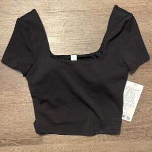 NWT Lululemon Wunder Under Square Neck Crop size 8